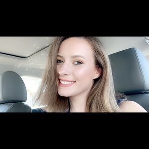 Meet your Posher, Josie